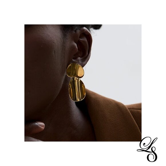 🌟New 18K Gold Geometric Drop Earrings 🌟 - Picture 4 of 4